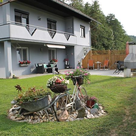 Zimmer Steger Gnas Buitenkant foto