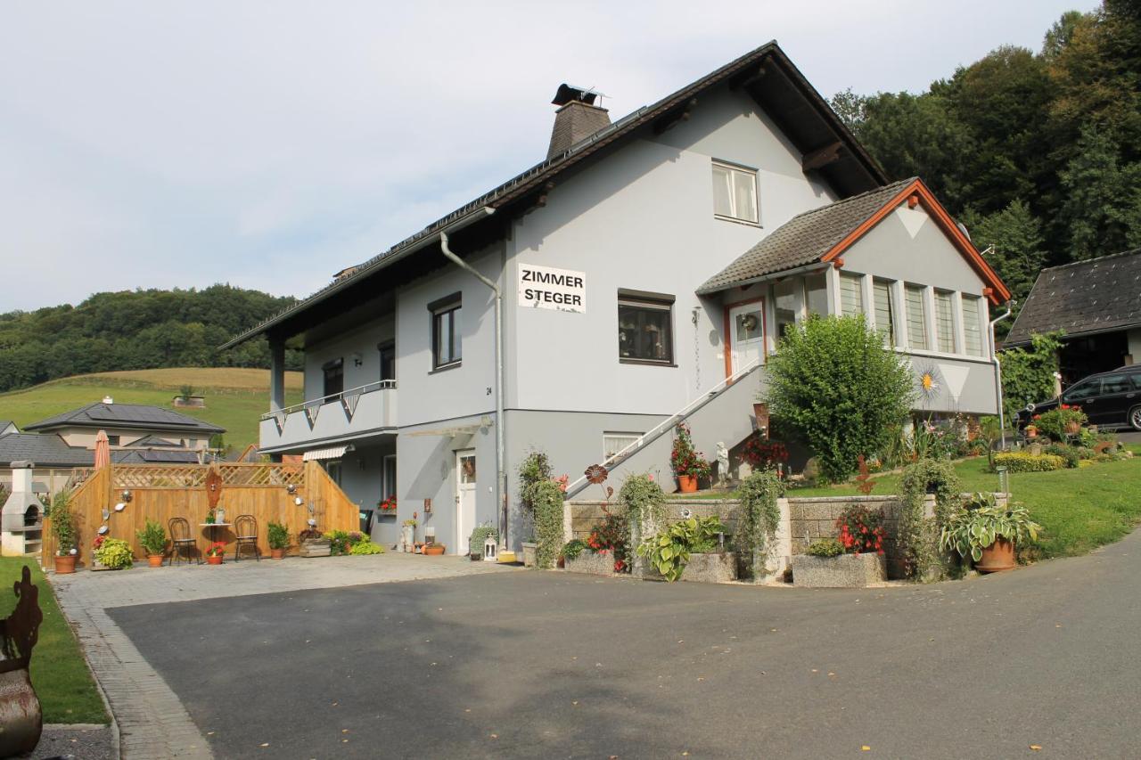 Zimmer Steger Gnas Buitenkant foto