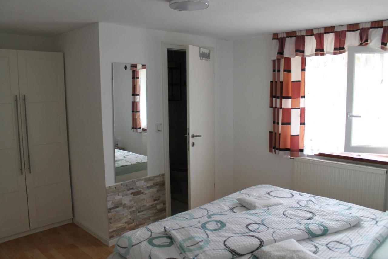 Zimmer Steger Gnas Buitenkant foto