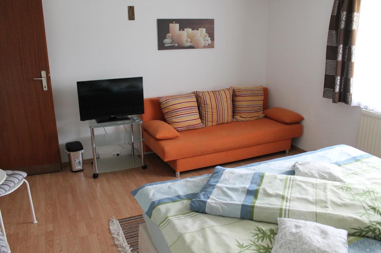 Zimmer Steger Gnas Buitenkant foto