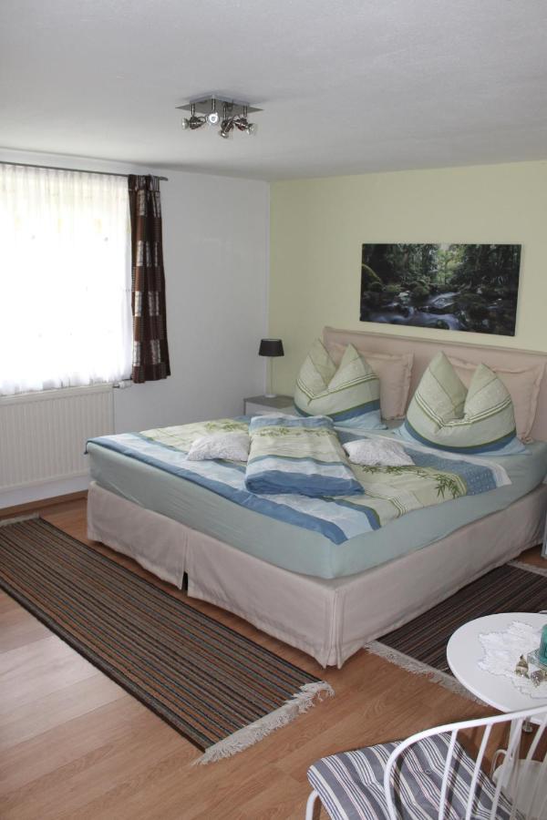Zimmer Steger Gnas Buitenkant foto